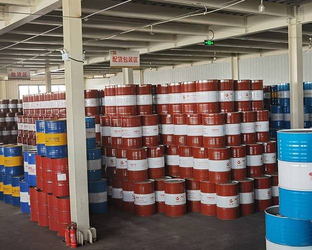2025680合成齿轮油工厂推荐:山西鑫瑞泽润滑油